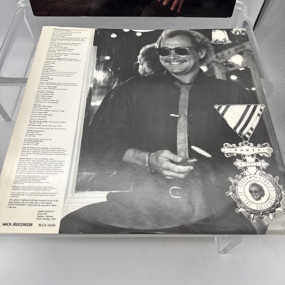 Jimmy Buffett Last Mango In Paris Vinyl 12” w/lyric sleeve MCA 5600 1985 VG+ - Picture 3 of 15
